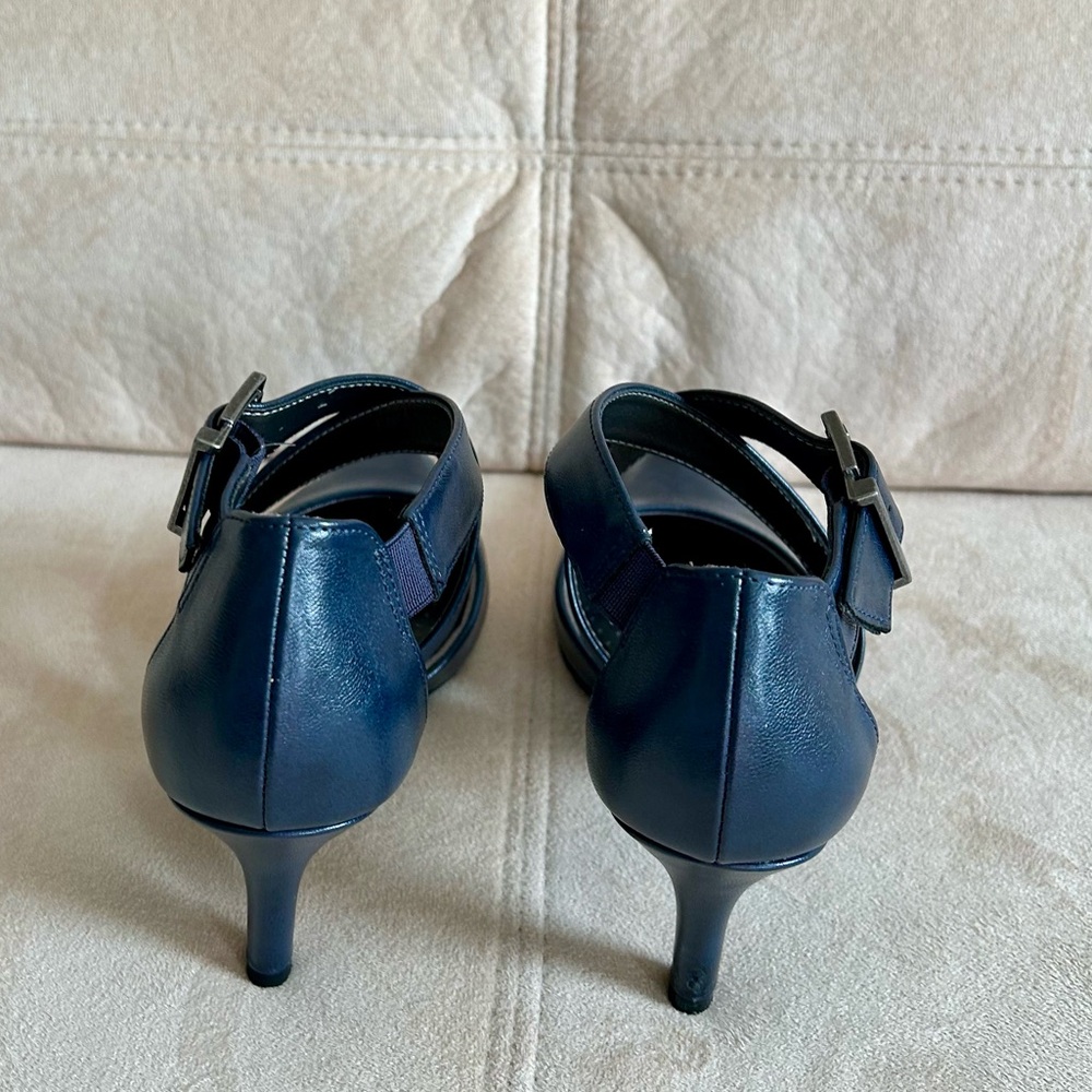 Classy Comfort Dressy, Sexy Strappy Heels with Anti-slip Sole - Picture 7 of 14